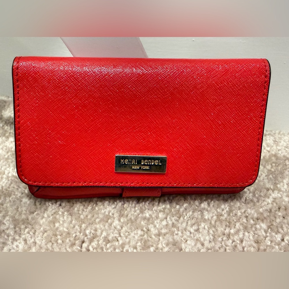 HB-NY/ Henri Bendel Red Wallet/Phone Holder